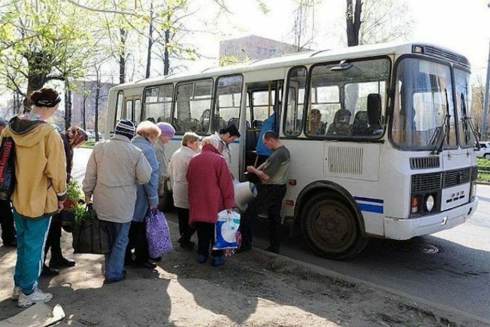 Дети пригородные автобусы