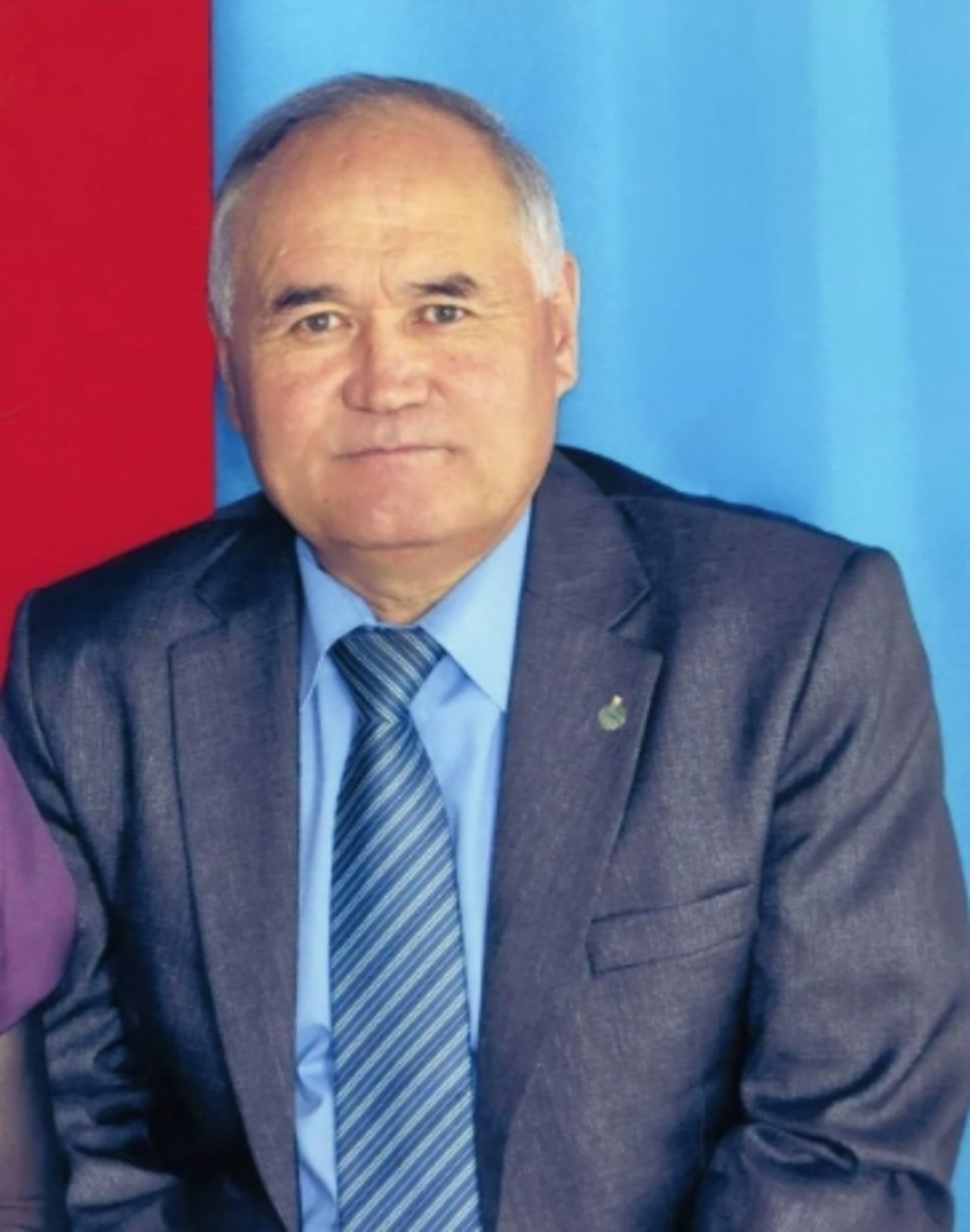 В Баймаке скончался ветеран муниципальной службы Ахат Байсурин