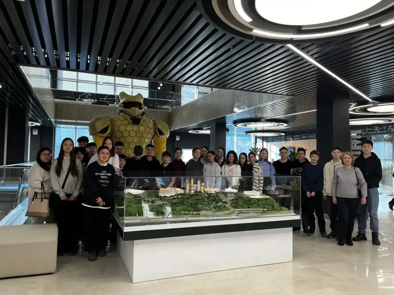 Евразийский НОЦ открыл медицинский маршрут «Авиценна» для будущих ученых