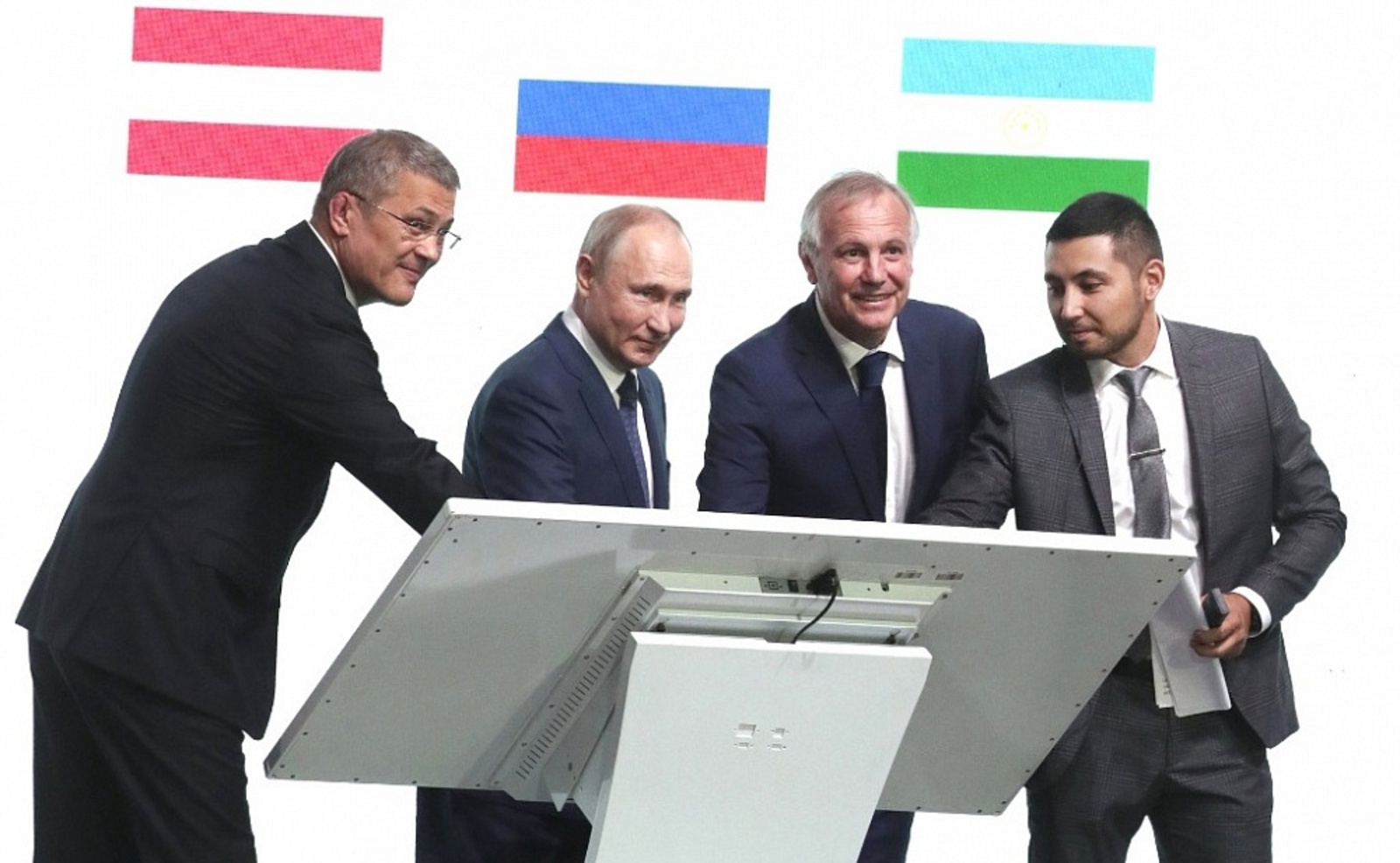 Башкирия заняла третье место в нацпроекте «Производительность труда» в России
