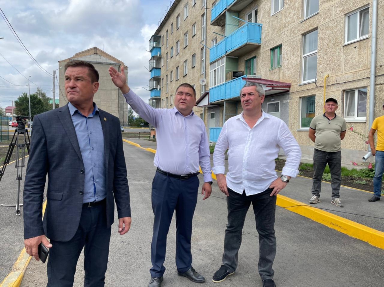 Баймак с рабочим визитом посетил министр ЖКХ Башкирии Алан Марзаев