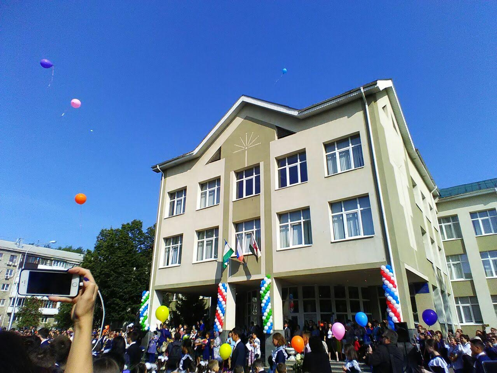 Российские школьники могут начать учиться на час позже обычного