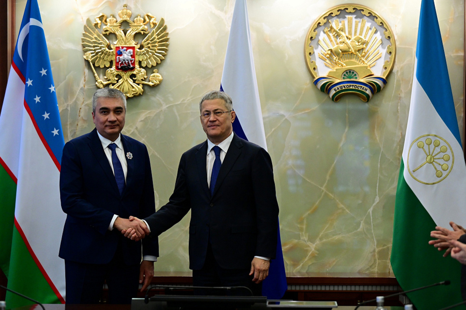 Глава Башкирии встретился с делегацией Ташкентской области Узбекистана