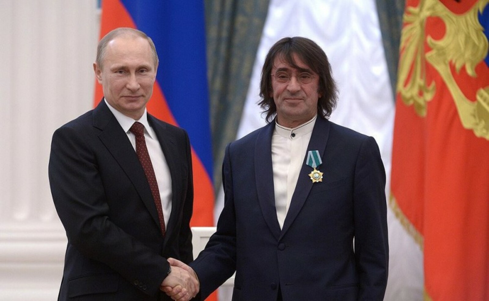 Путин присвоил Башмету звание Героя Труда