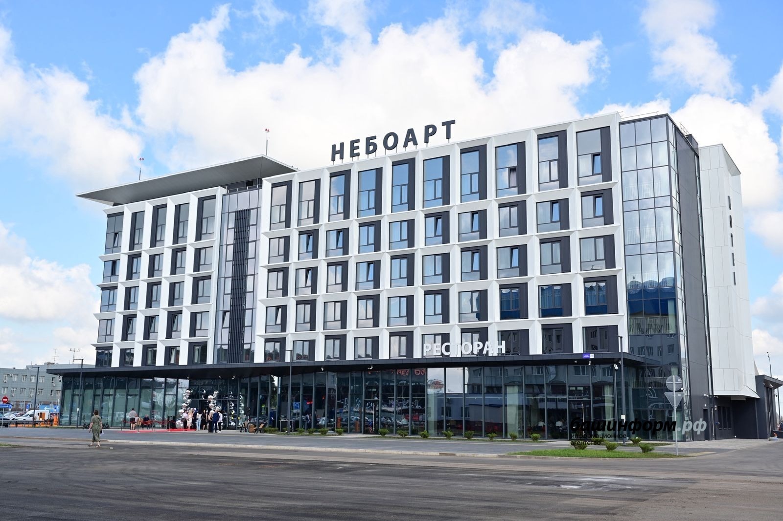 Новый отель открылся у взлётной полосы Уфы
