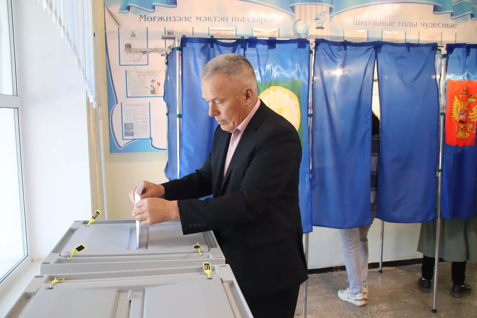 Глава Баймакского района проголосовал на выборах Главы Башкирии
