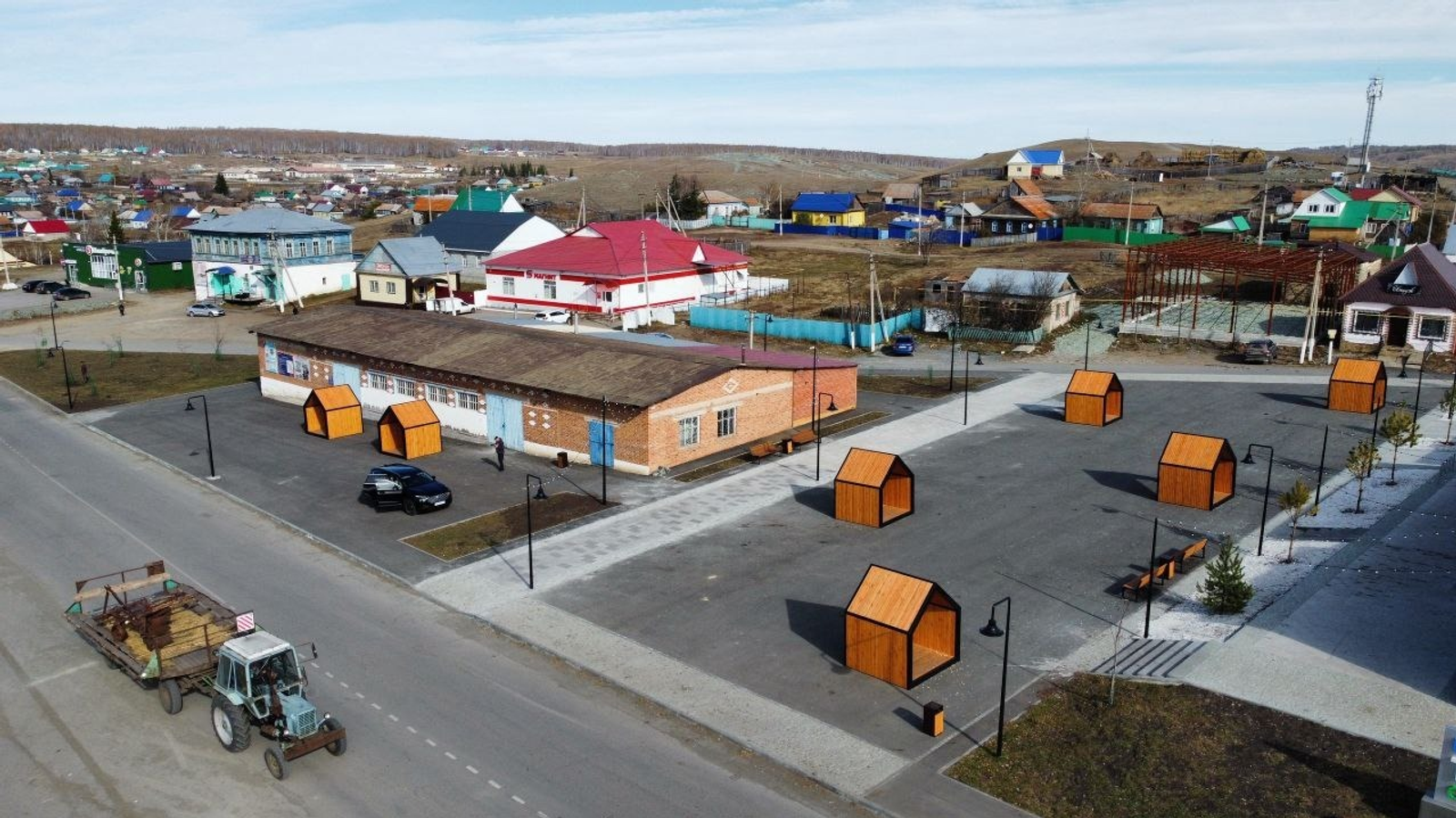 В башкирском селе завершили второй этап благоустройства общественной территории