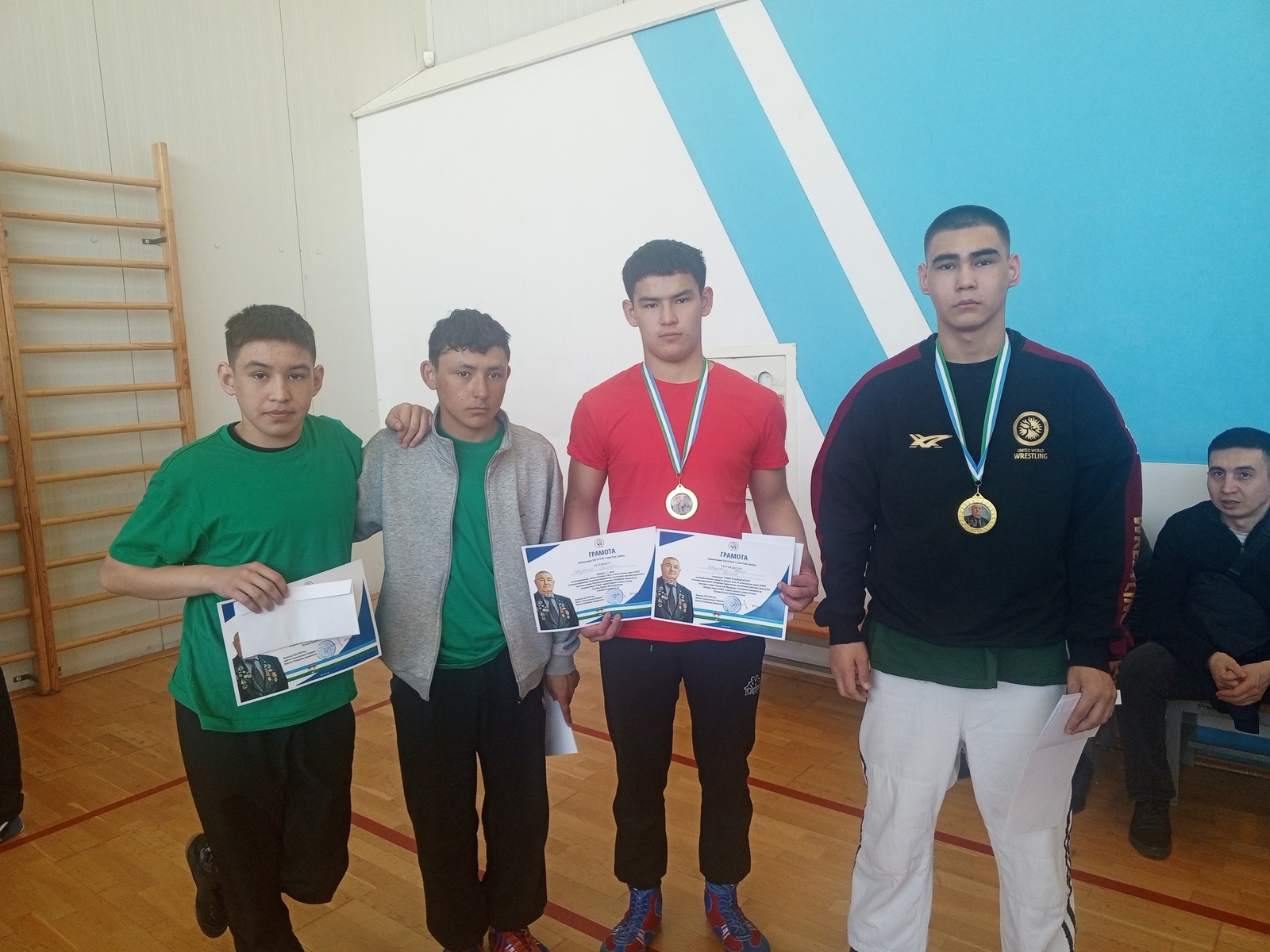 Золотые медали республиканского уровня завоевали баймакские борцы