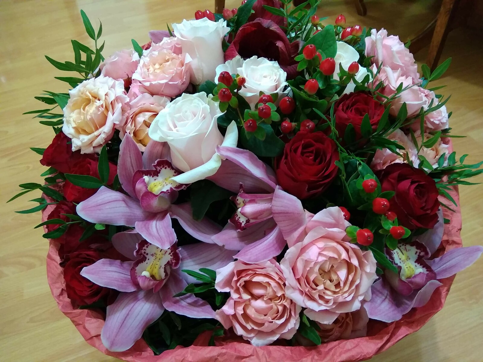 Радий Хабиров наградил 50 женщин Башкирии медалью «Материнская слава»