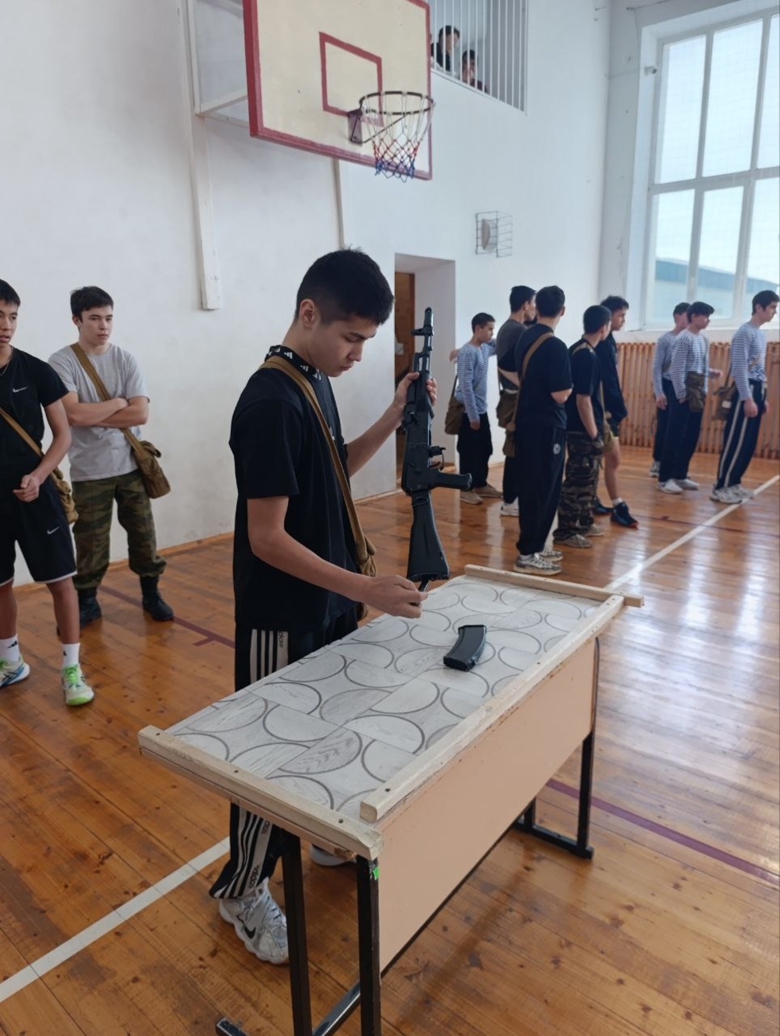 В Баймаке прошёл городской этап смотра-конкурса «А ну-ка, парни!»