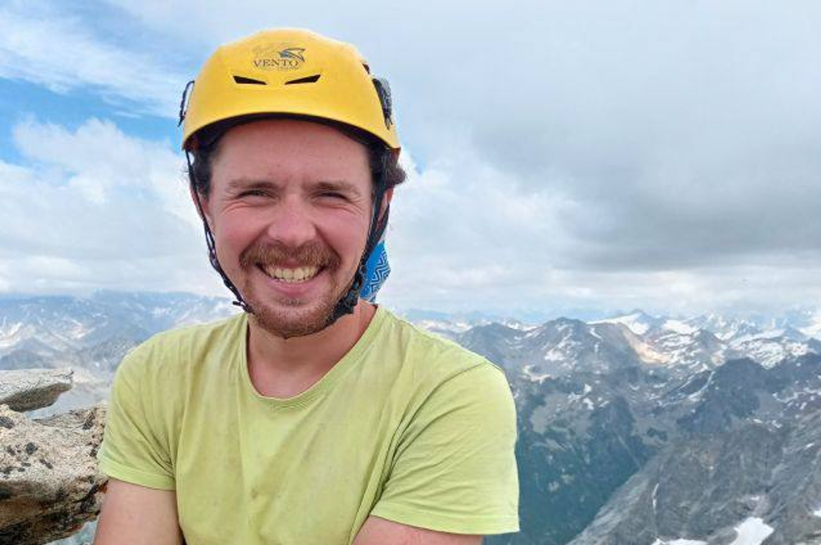 В горах Осетии нашли тело пропавшего альпиниста из Башкирии