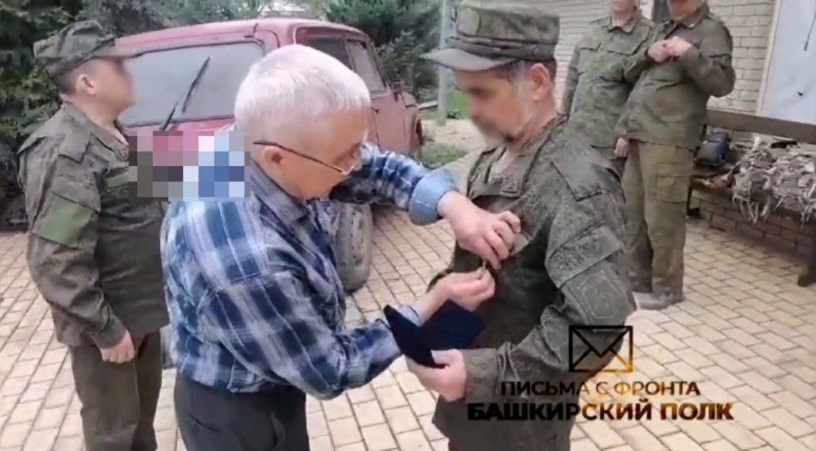 Бойцы гаубичного артдивизиона Башкирии получили награды за освобождение Авдеевки