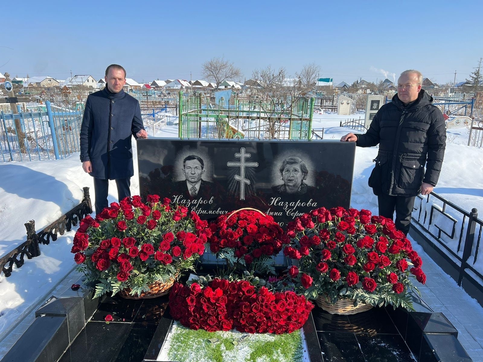 Премьер-министр Башкирии навестил могилы своих близких в Сибае